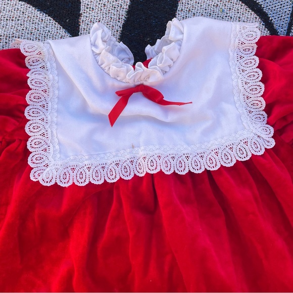 VTG NEW YORK KIDS RED VELVET SMOCKED COLLARED CHRISTMAS HOLIDAY DRESS SIZE 4T - Picture 4 of 7